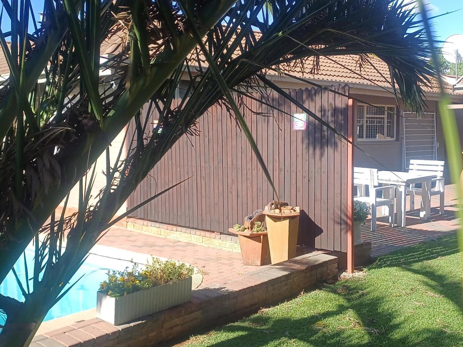 Ceelee'S Place Bloemfontein Esterno foto
