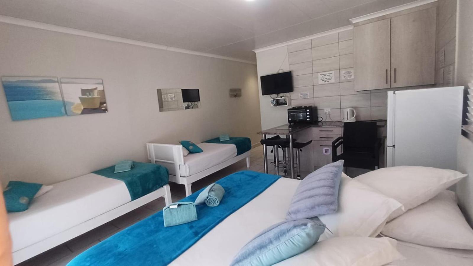 Ceelee'S Place Bloemfontein Esterno foto