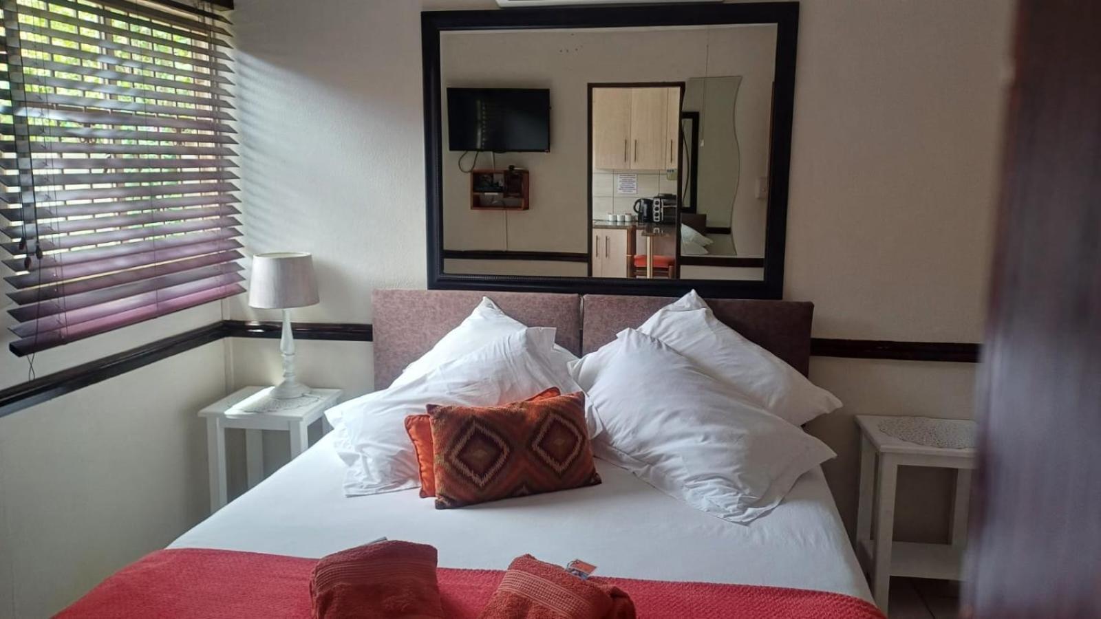 Ceelee'S Place Bloemfontein Esterno foto